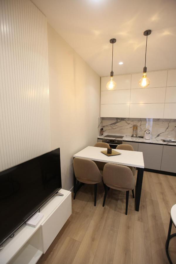 Arkle Apartment 1 ティラナ エクステリア 写真